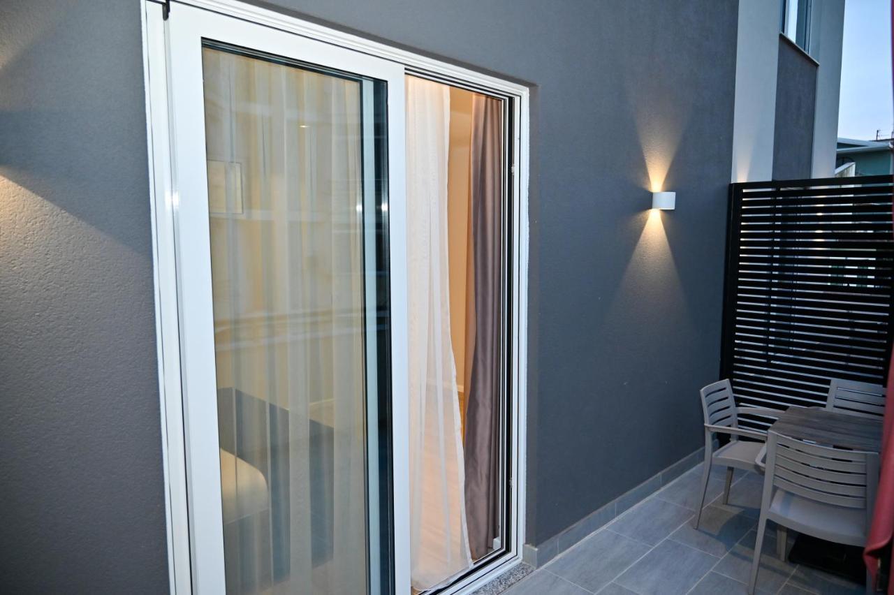 Hotel Vino Durrës 外观 照片