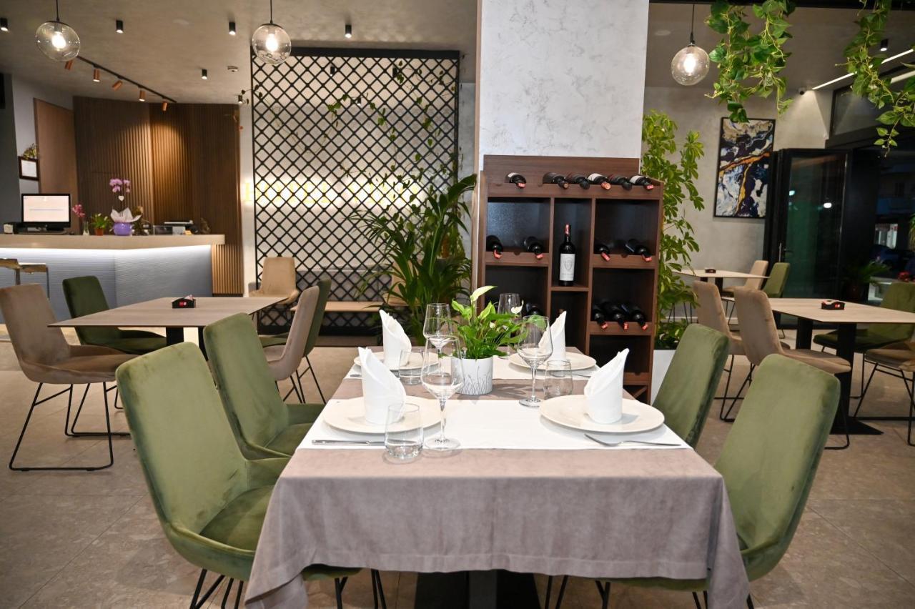 Hotel Vino Durrës 外观 照片