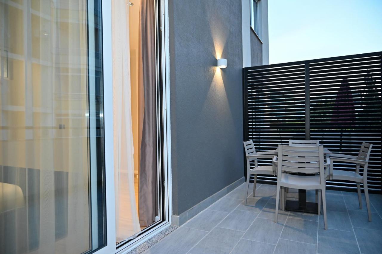 Hotel Vino Durrës 外观 照片