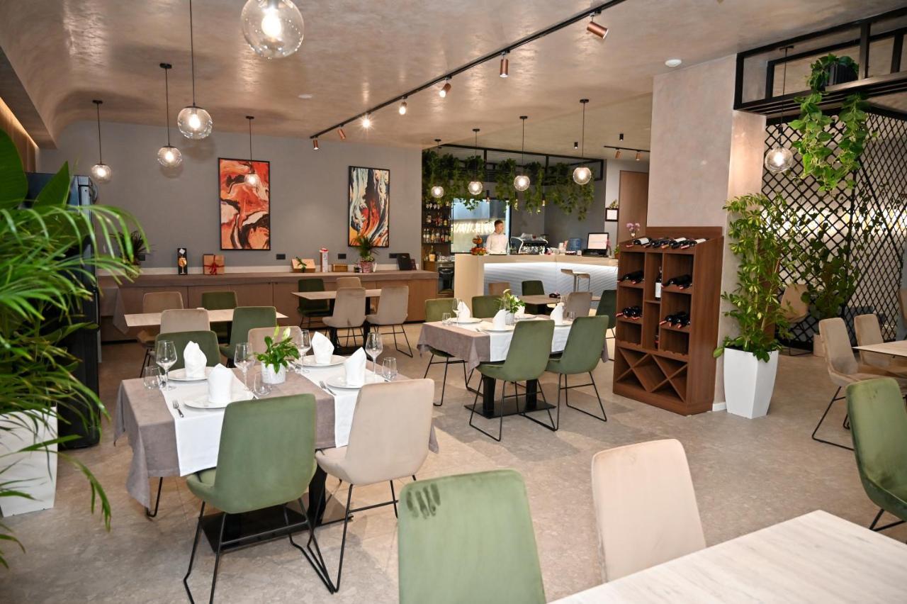 Hotel Vino Durrës 外观 照片